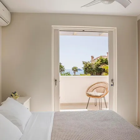 Ai Helis Beach House By Vintage Travel 빌라 *