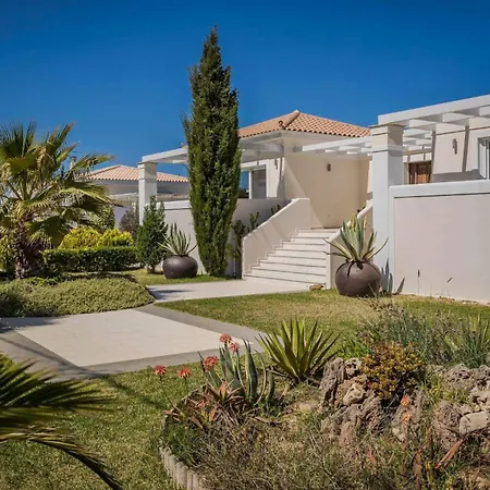 Ai Helis Beach House By Vintage Travel *